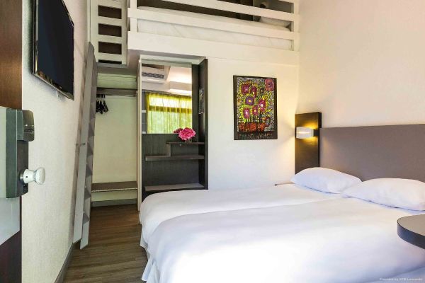 ibis Styles Aix-en-Provence Mas des Oliviers